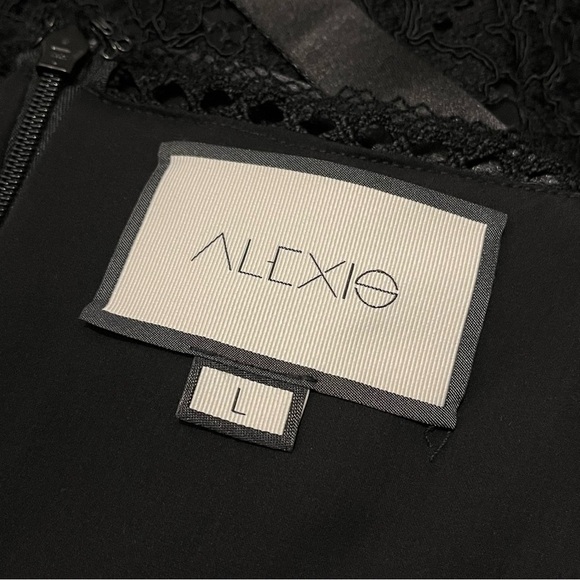 Alexis Sophia Lace Cocktail Midi Dress - Picture 3 of 11